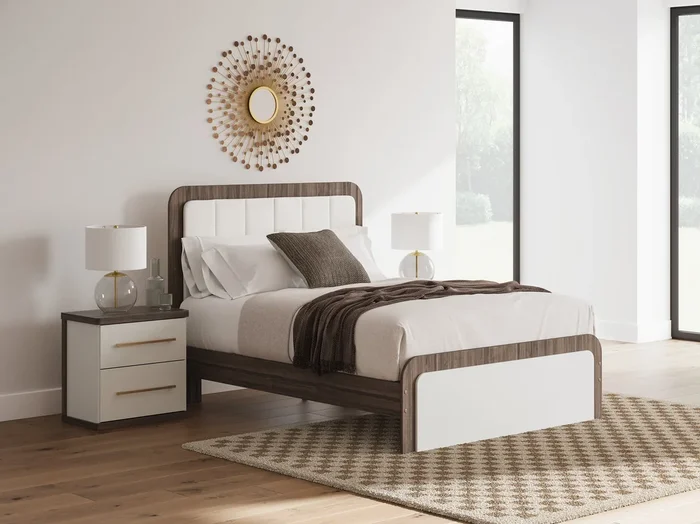 Kendanport Upholstered Bed